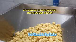 14-हेड वेइगर के साथ उच्च गुणवत्ता वाली फ्रोजन टोफू पफ वीएफएफएस पैकेजिंग लाइन