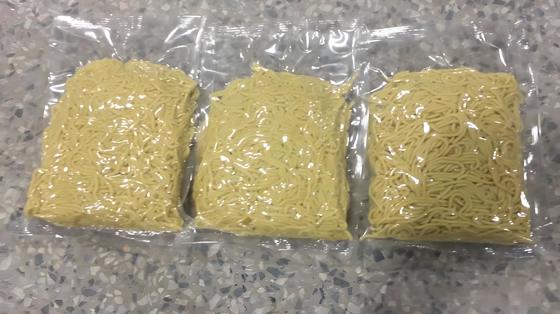 Good price खाद्य और सब्जियों के लिए स्टेनलेस स्टील तकिया पैकेजिंग मशीन ऑनलाइन