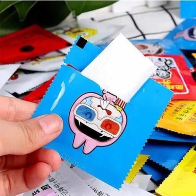 70PCS / Min चार पक्षीय सील पैकिंग मशीन डिस्पोजेबल पीई दस्ताने 2 में 1 पैकेजिंग मशीन