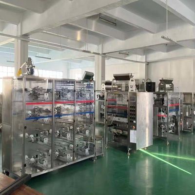 प्लैक्सिग्लास सुरक्षा दरवाजा स्वचालित पैकिंग मशीनरी उन्नत सीलिंग तंत्र